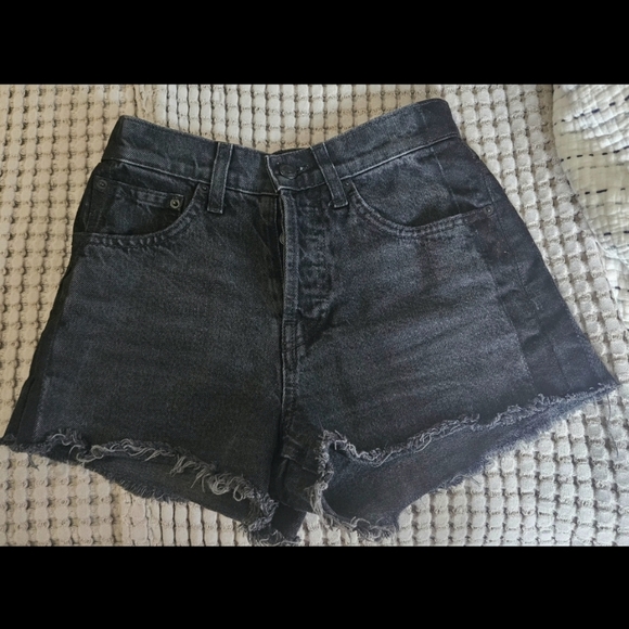 10 DEREK LAM Crosby Drew High-Rise Classic Cutoff Shorts In Washed Black.Size 24 - Picture 3 of 13